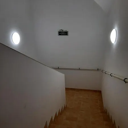Homestay Torony Lovarda Maganszallas *