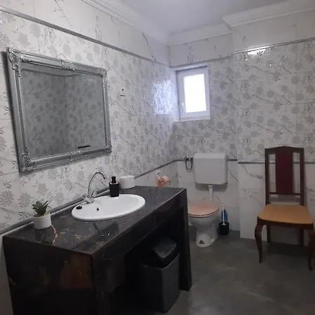 Torony Lovarda Magánszállás * Kiskunfélegyháza