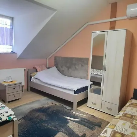Torony Lovarda Magánszállás