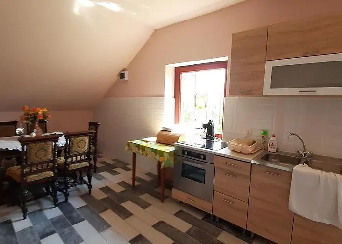 Torony Lovarda Maganszallas Privatunterkunft