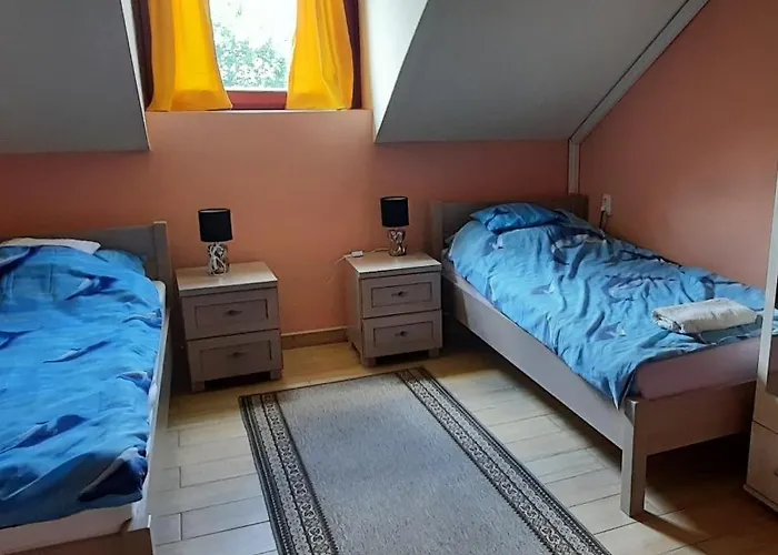 Torony Lovarda Maganszallas * Kiskunfélegyháza