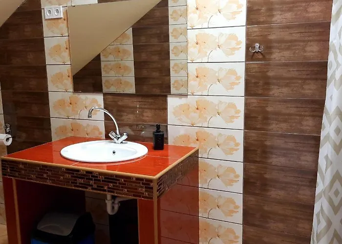 Torony Lovarda Maganszallas Privatunterkunft *