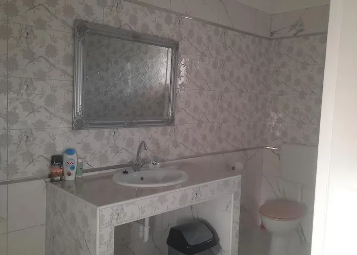 Torony Lovarda Maganszallas Privatunterkunft *