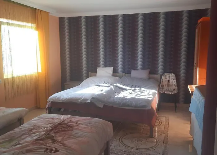 Torony Lovarda Maganszallas * Kiskunfélegyháza